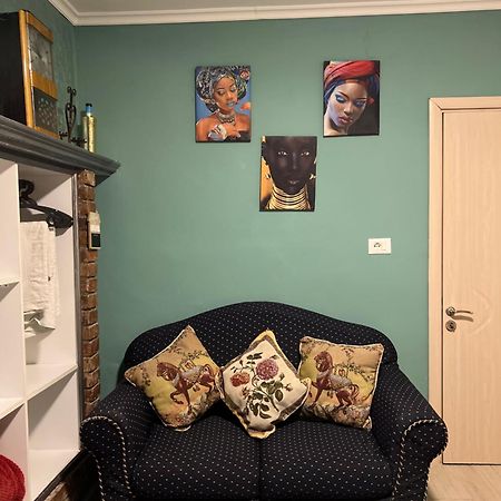 Central Cozy Apartment Old Train Station Тирана Екстериор снимка